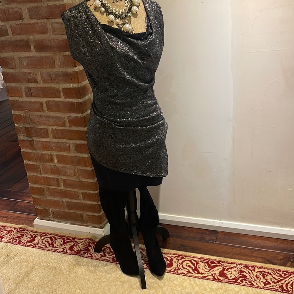 Metallic top